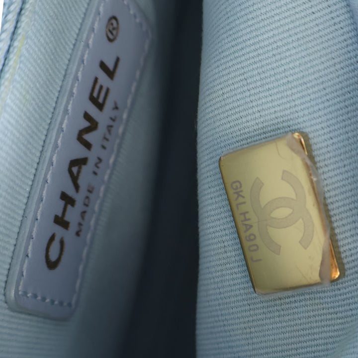 Chanel Mini Matelassé Iridescent Caviar My Perfect à rabat