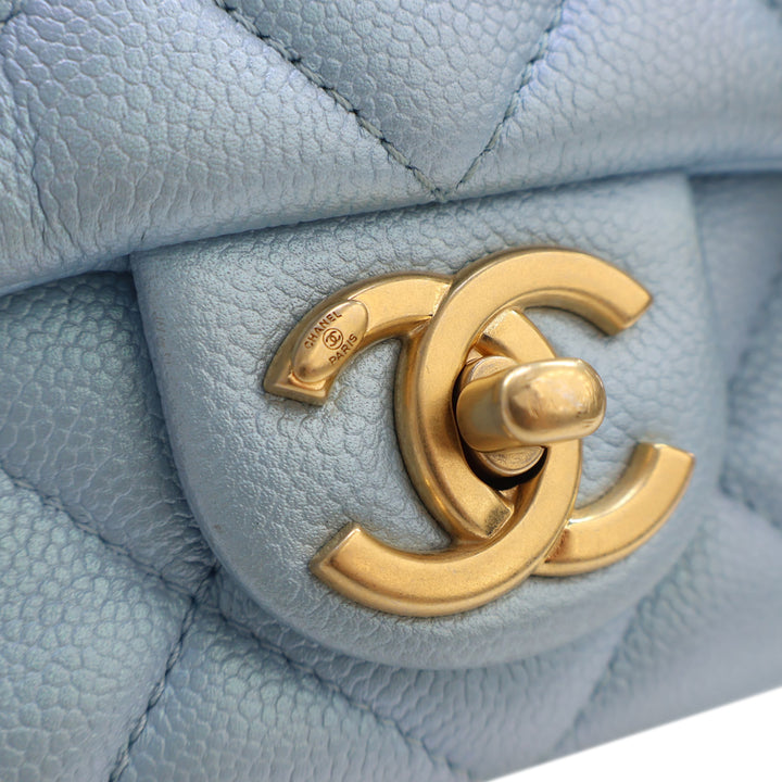 Chanel Mini Matelassé Iridescent Caviar My Perfect à rabat