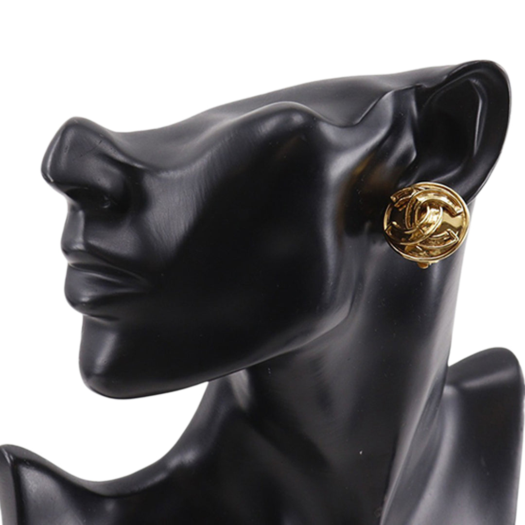 Chanel CC plaqué Rond Clip On Boucles d’oreilles