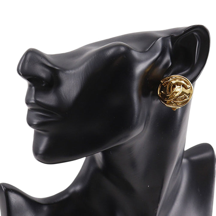 Chanel CC plaqué Rond Clip On Boucles d’oreilles