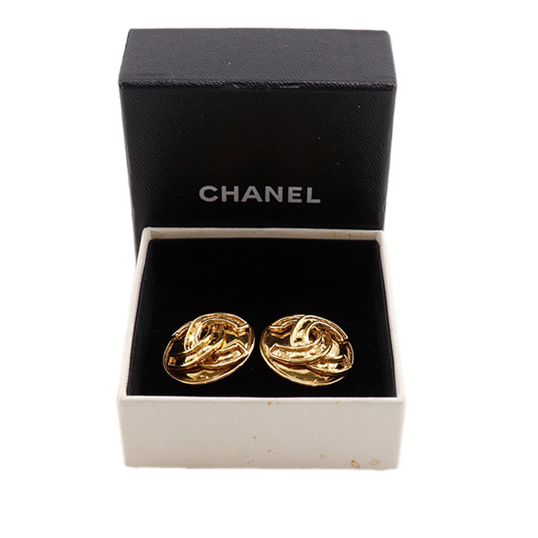 Chanel CC plaqué Rond Clip On Boucles d’oreilles