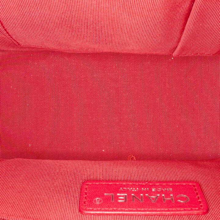 Chanel Small Quilted Aged Cuir de veau Gabrielle Hobo Marron – GABY PARIS Authentique