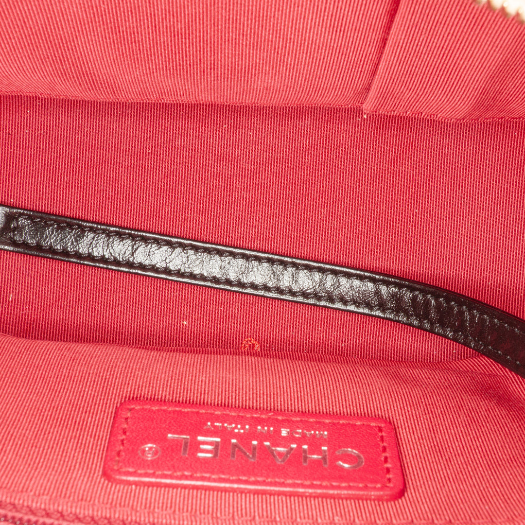 Chanel Small Quilted Aged Cuir de veau Gabrielle Hobo Marron – GABY PARIS Authentique