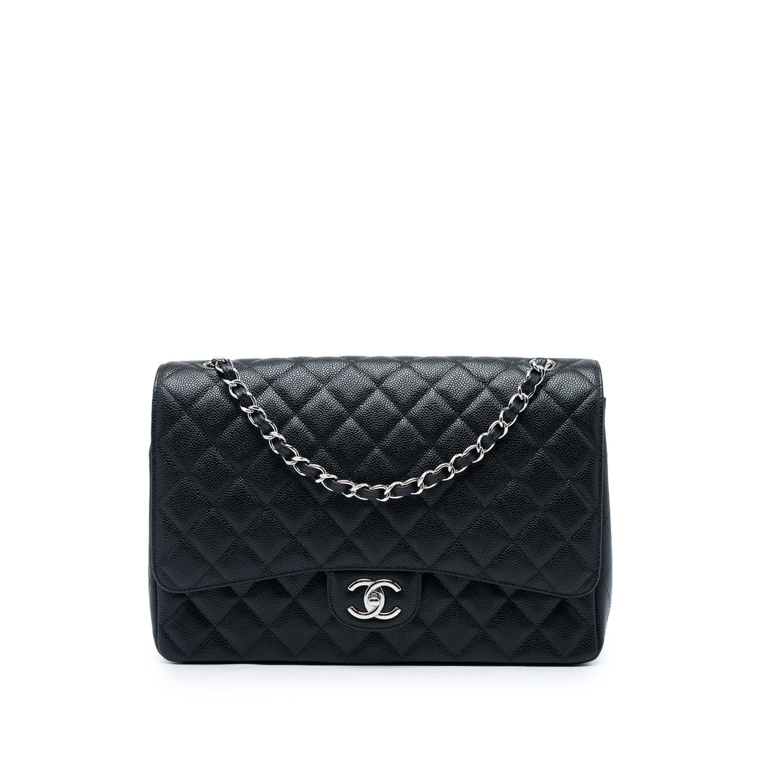 Chanel Sac porté épaule Classic Double rabat Maxi Cuir caviar Noir – vue principale – GABY PARIS