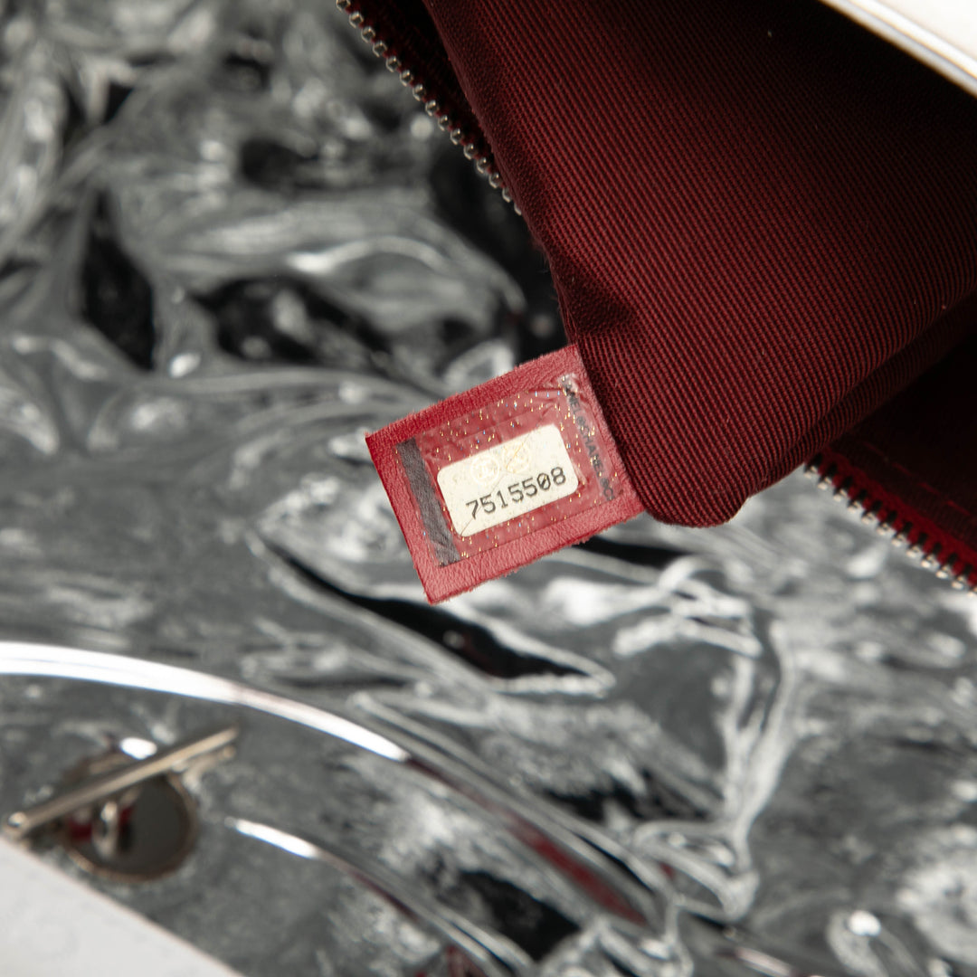 Chanel CC Toile and Métallisé Cuir d’agneau No. 5 Shopping Cabas Blanc – GABY PARIS Authentique