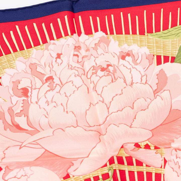 Hermès Les Pivoines Foulard 90 Multi Multicolore – vue 5 – GABY PARIS