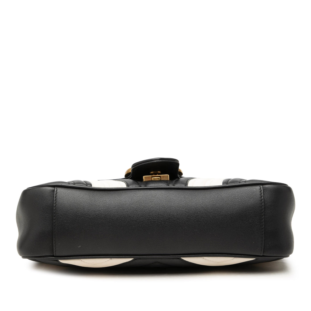 Gucci GG Marmont Bicolore Matelasse Sac Moyen Cuir de veau Noir