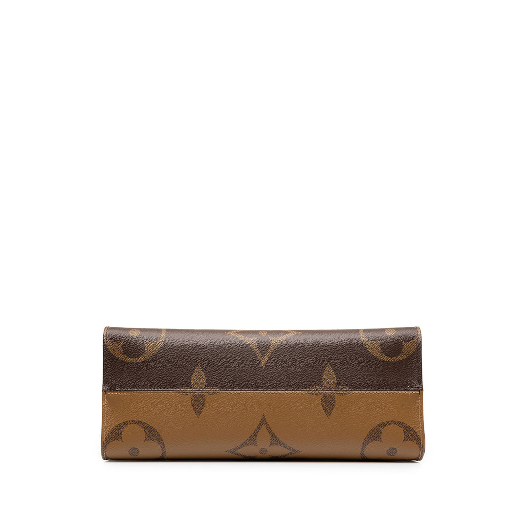 Louis Vuitton Giant OnTheGo MM Monogram Reverse Marron