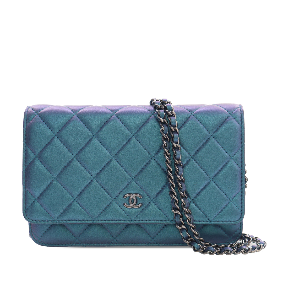 Chanel CC Matelassé Iridescent Cuir d’agneau Wallet on Chain