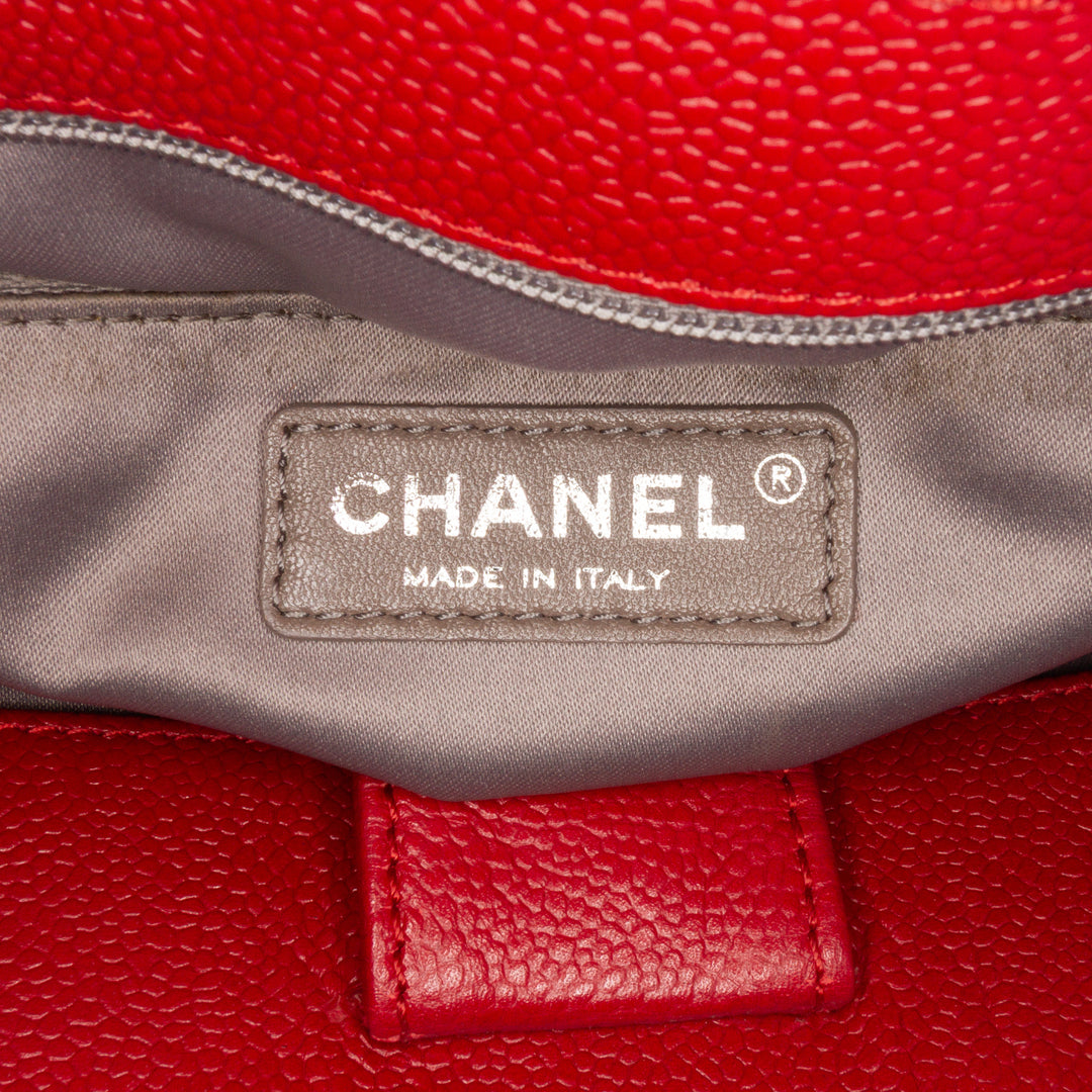 Caviar Vertical Grand Shopping Tote Red - Gaby Paris