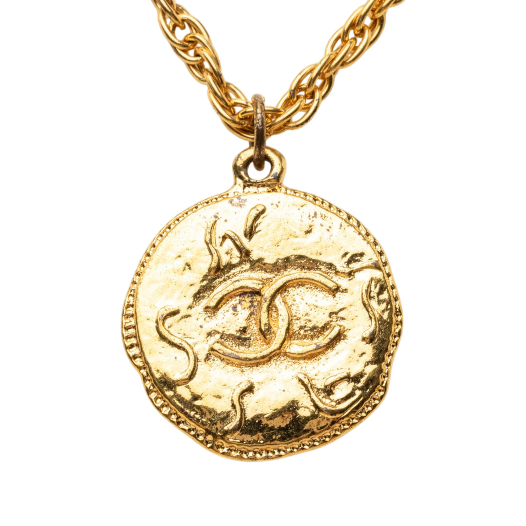 CC plaqué Medallion Pendant Collier Doré