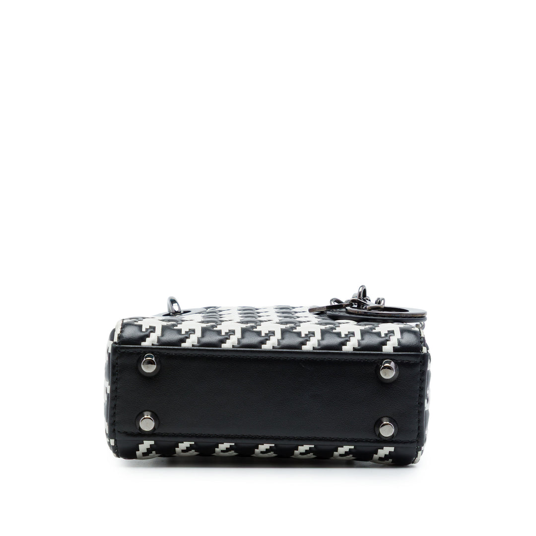 Dior Houndstooth embossé Macro Lady Dior Micro Cuir de veau Noir – vue 3 – GABY PARIS