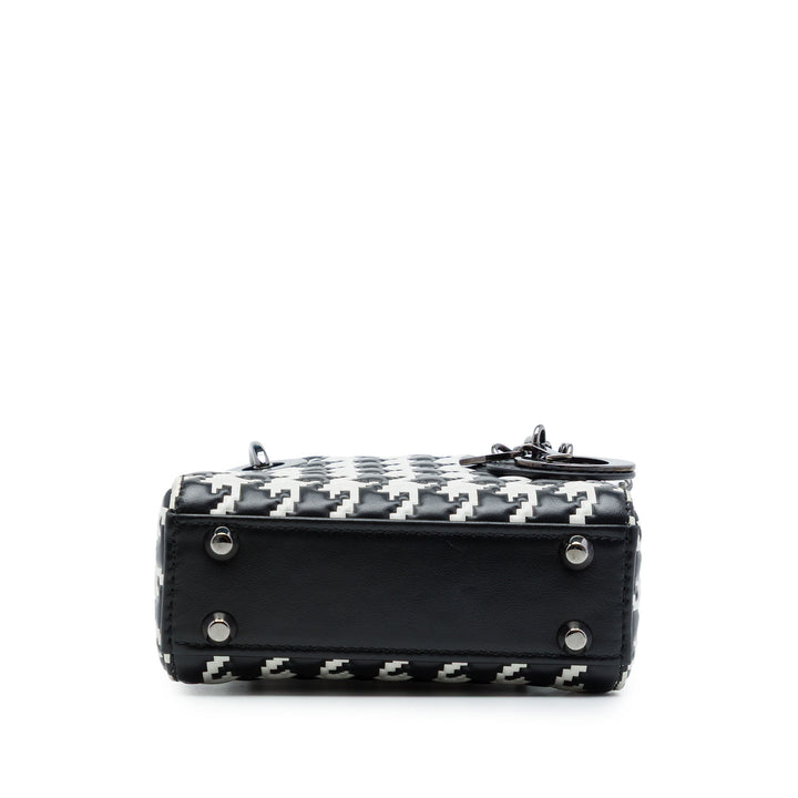 Dior Houndstooth embossé Macro Lady Dior Micro Cuir de veau Noir – vue 3 – GABY PARIS