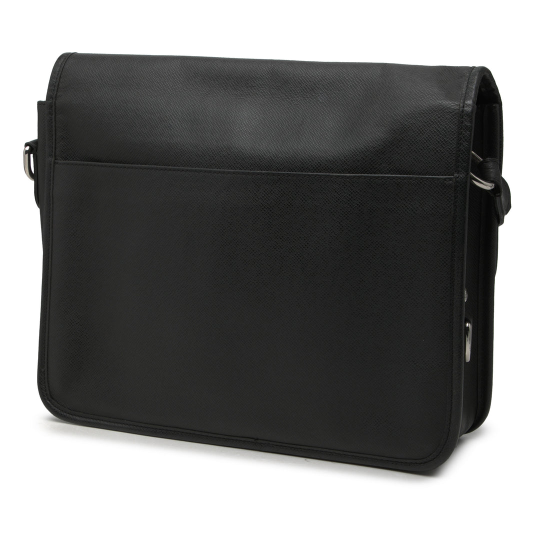 Louis Vuitton Taiga Alexei Messenger