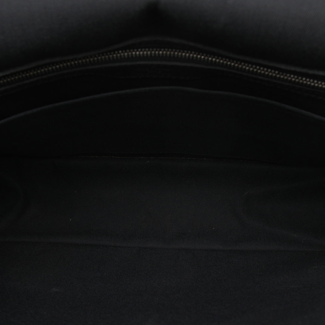 Louis Vuitton Taiga Alexei Messenger