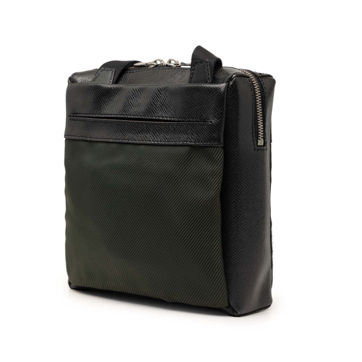 Louis Vuitton Taiga Sayan