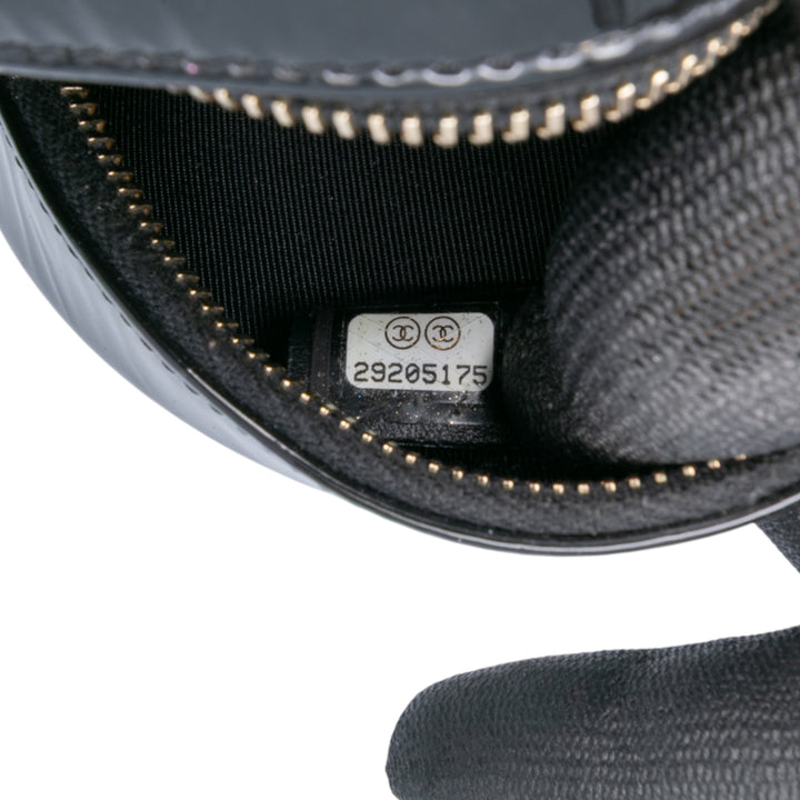 Chanel Quilted Cuir verni Round As Earth Sac porté croisé Noir