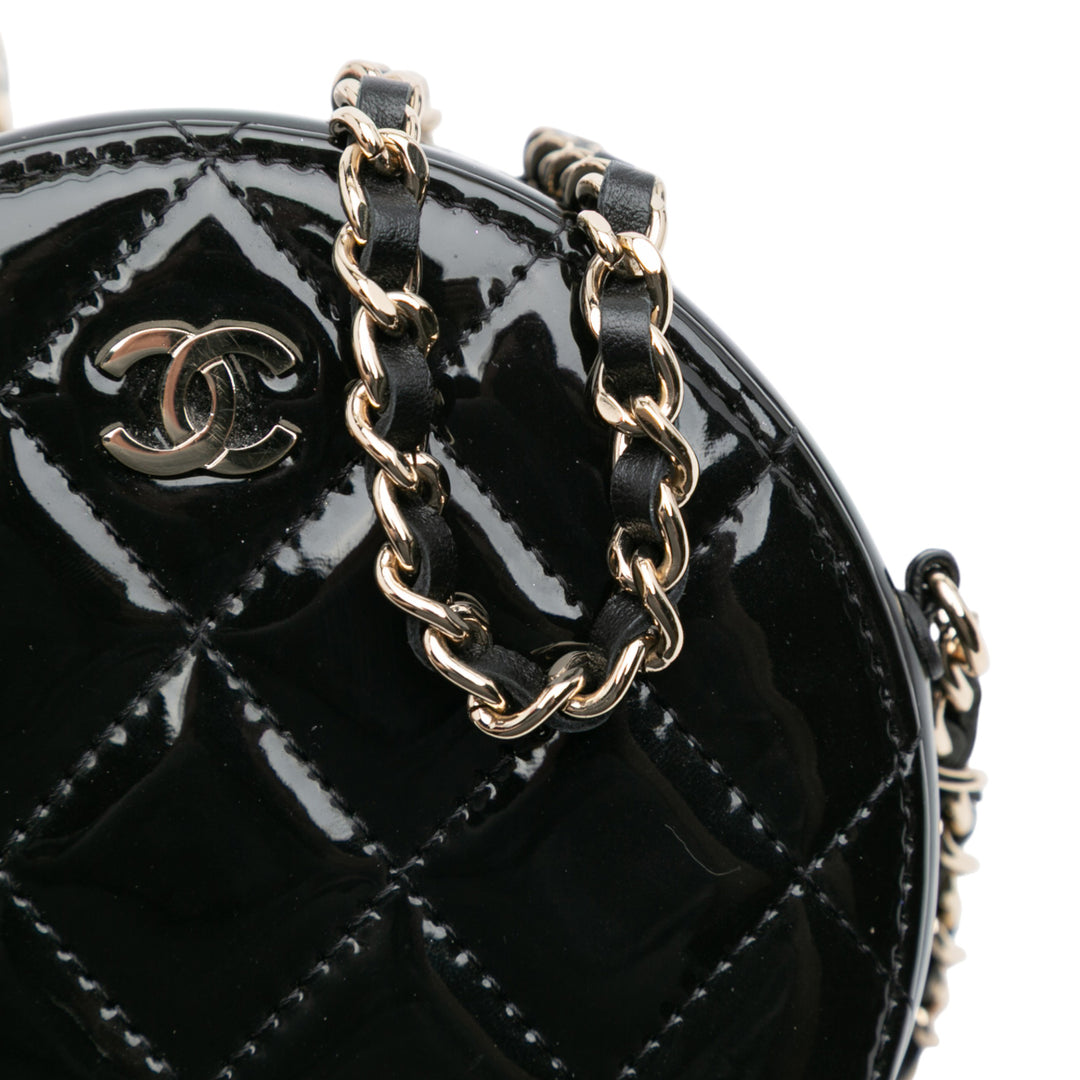 Chanel Quilted Cuir verni Round As Earth Sac porté croisé Noir