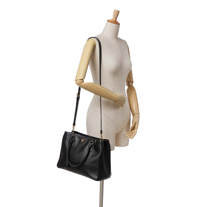 Medium Saffiano Lux Galleria Satchel Black - Gaby Paris