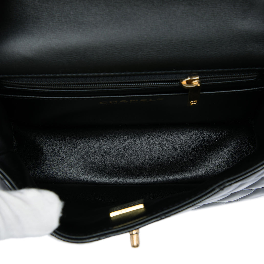 Chanel Classic Carré Émail Coco Hearts Rabat simple Mini Noir