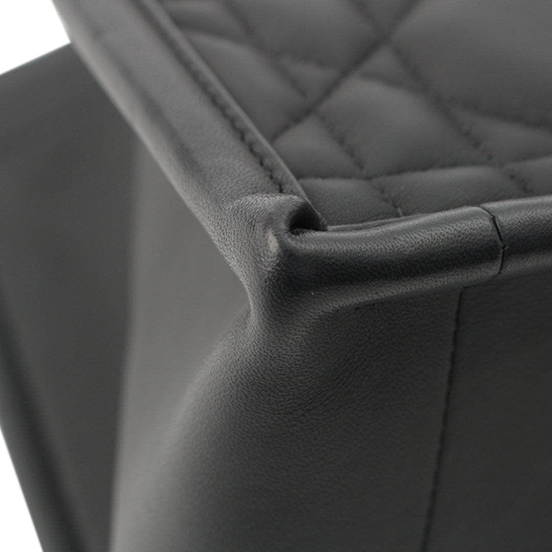 Book Tote Macrocannage Ultra Matte Petit Cuir de veau Noir