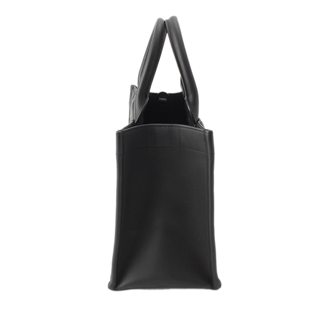 Book Tote Macrocannage Ultra Matte Petit Cuir de veau Noir