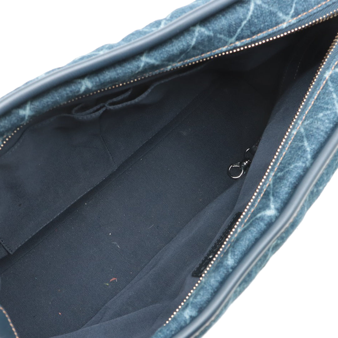 Chanel Large Printed Jean et Cuir de veau Gabrielle Hobo