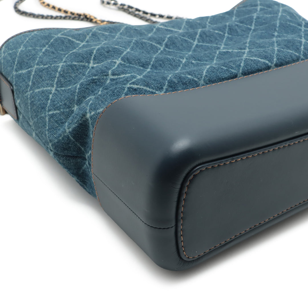 Chanel Large Printed Jean et Cuir de veau Gabrielle Hobo