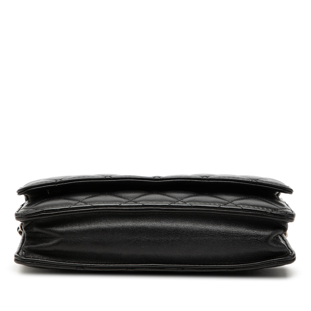 Chanel CC Matelassé Cuir d’agneau Wallet on Chain