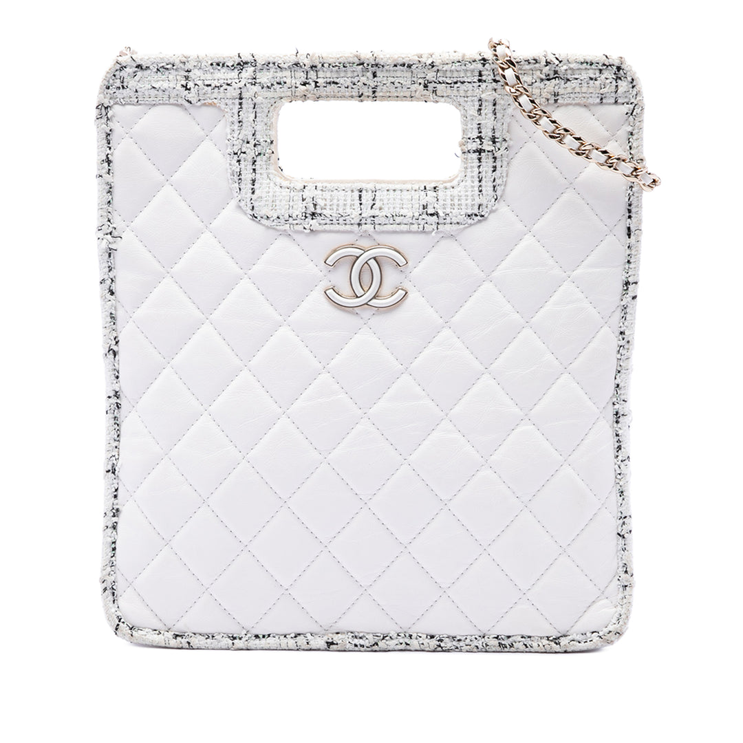 Chanel Cabas CC à finitions Matelassé vieilli Cutout Poignée Tweed Blanc – vue principale – GABY PARIS