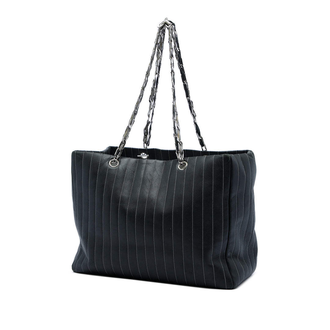 Chanel Vertical Matelassé Mademoiselle Cabas Grand Cuir d'agneau