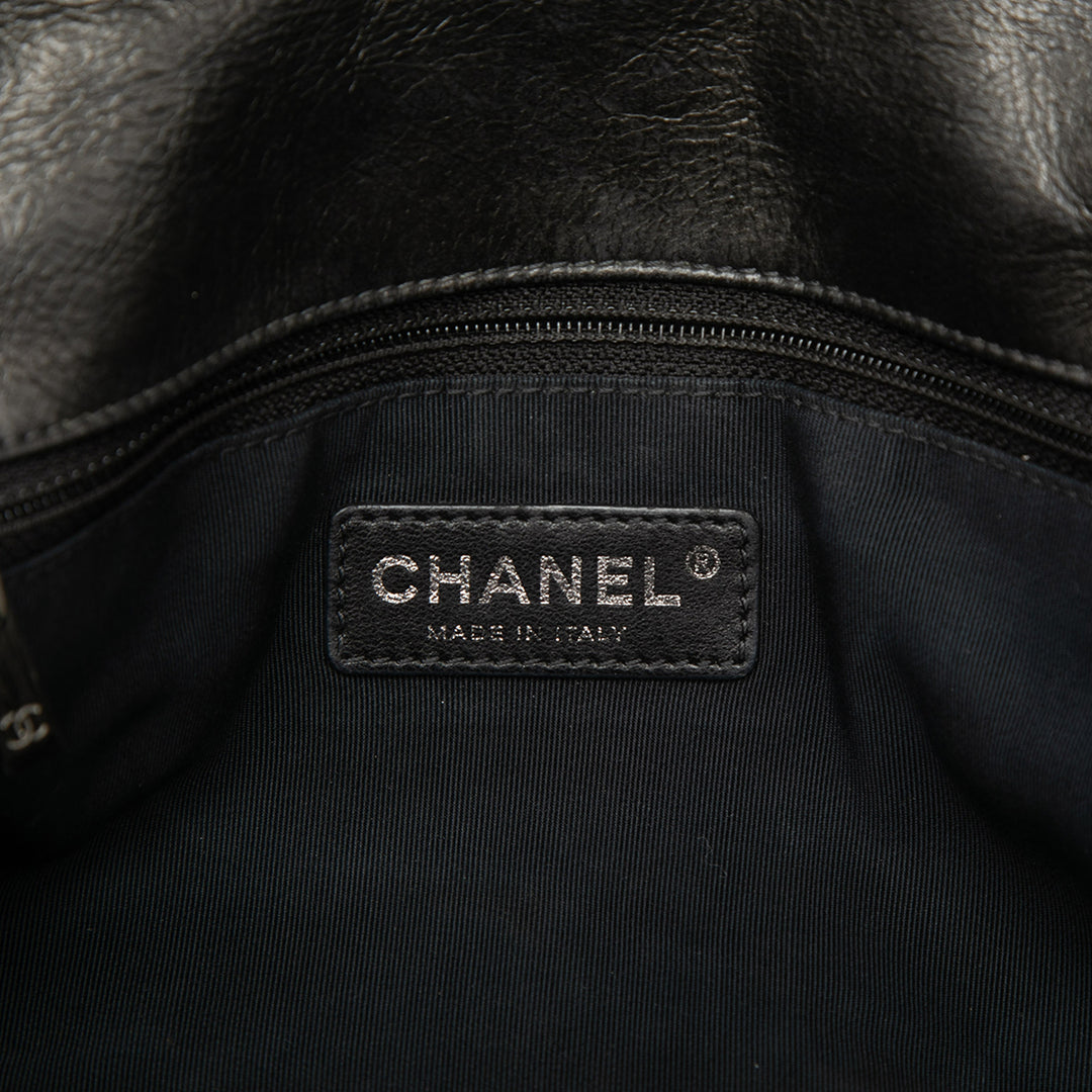Chanel Medium Matelassé Metallic vieilli Cuir de veau Chain Me à rabat