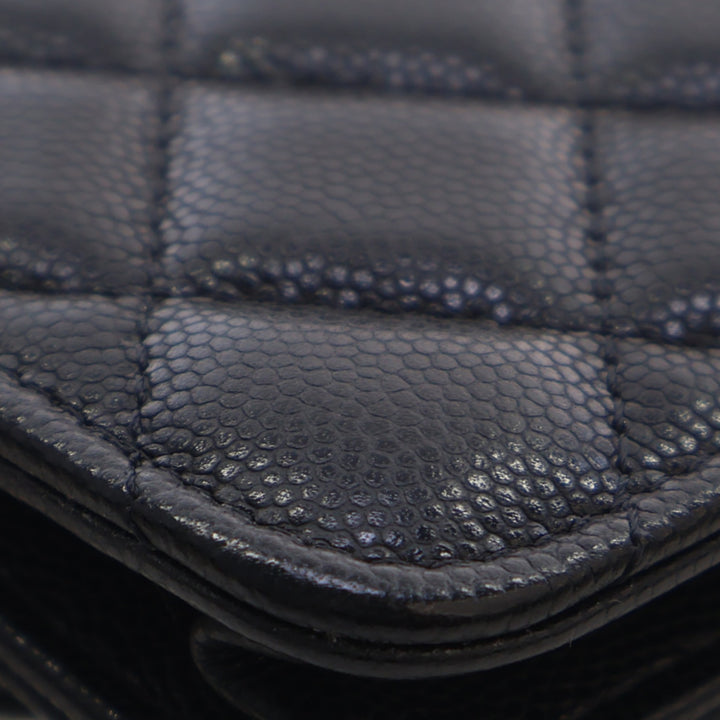 Chanel Matelassé Caviar Twist Your Buttons Coin Purse avec chaîne