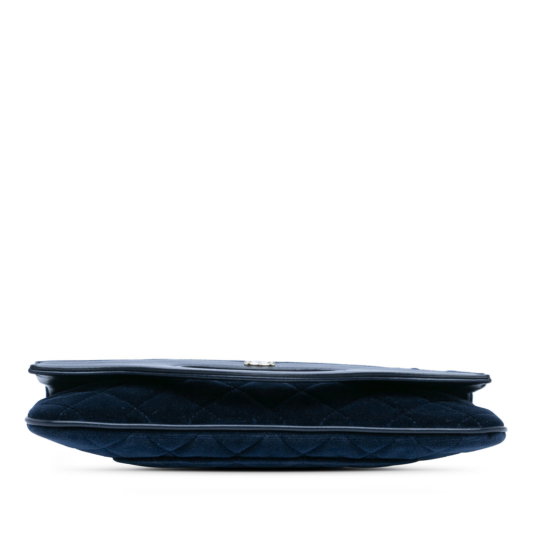 Quilted Velvet 31 Clutch Blue - Gaby Paris