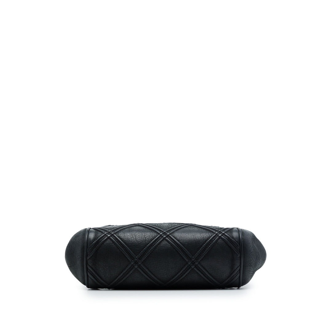 CC Matelassé Double Stitch Kiss Lock Pochette avec chaîne Cuir d'agneau Noir