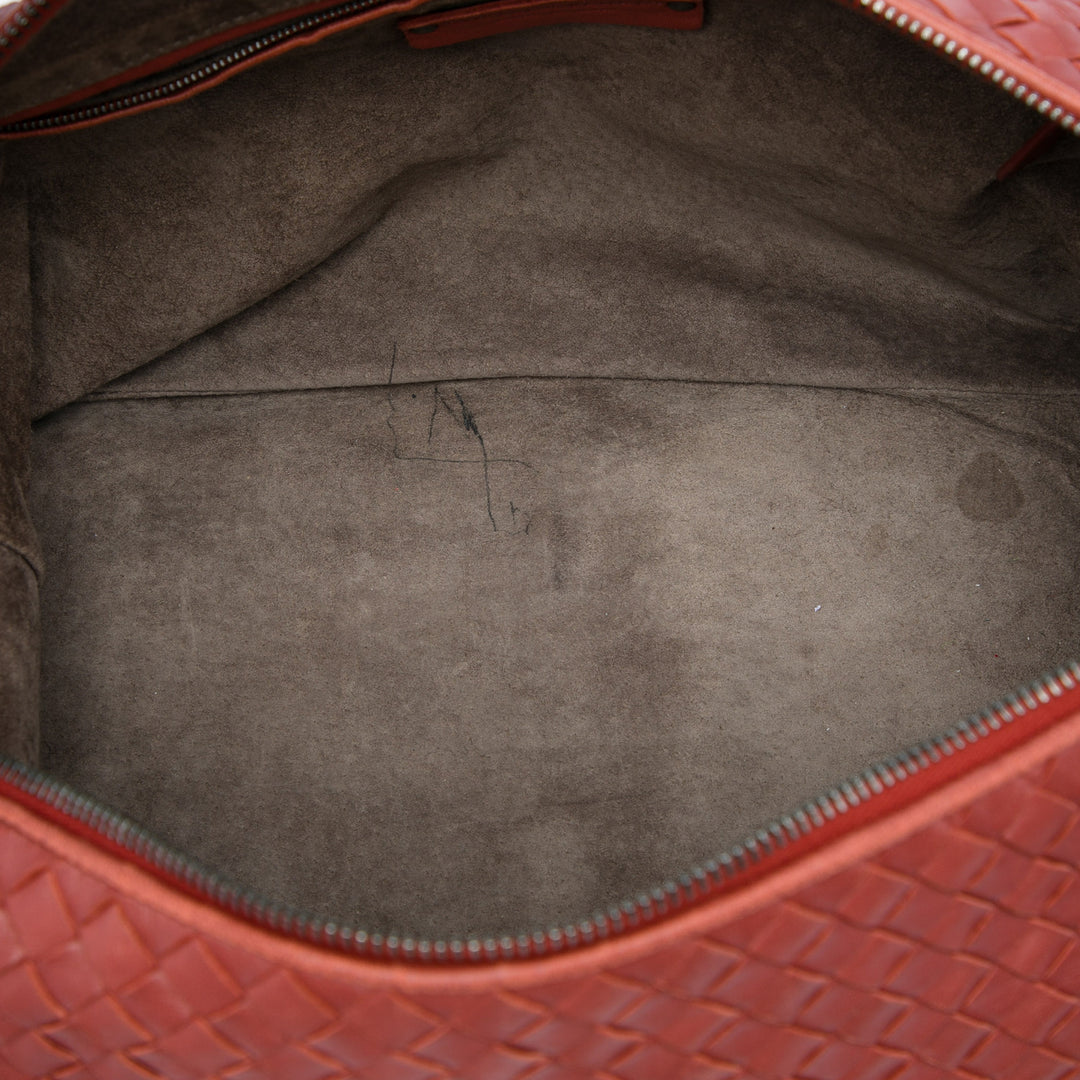 Bottega Veneta Sac porté épaule Intrecciato nappa Rouge – vue 4 – GABY PARIS
