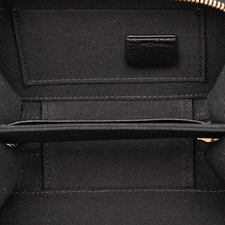 Chanel Mini CC Matelassé Cuir d’agneau Chain anse supérieure Vanity Étui