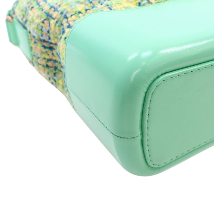 Chanel Medium Tweed Gabrielle Sac porté croisé Vert