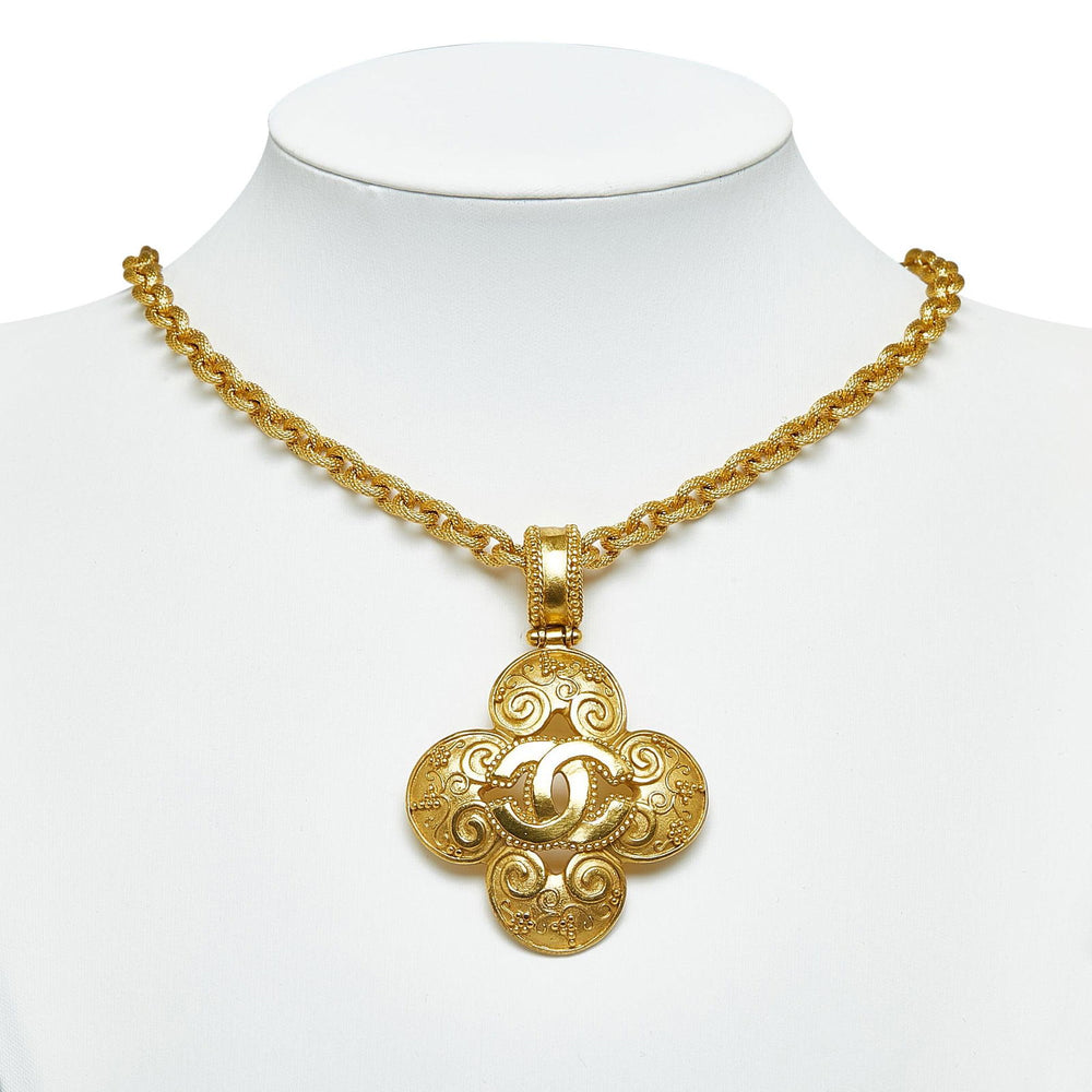 Chanel CC Clover Pendant Necklace Gold - GABY PARIS