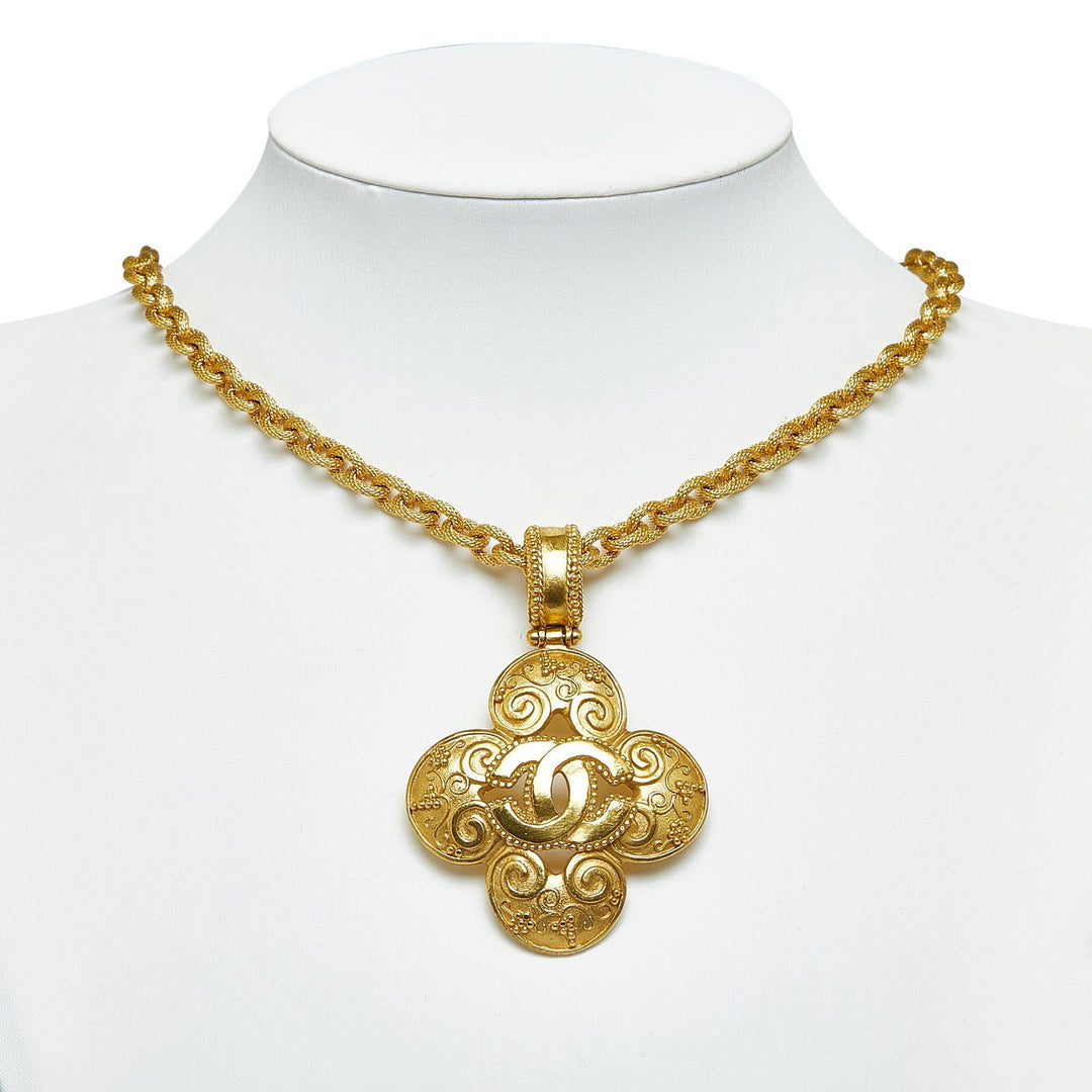 Chanel CC Clover Pendant Necklace Gold - GABY PARIS