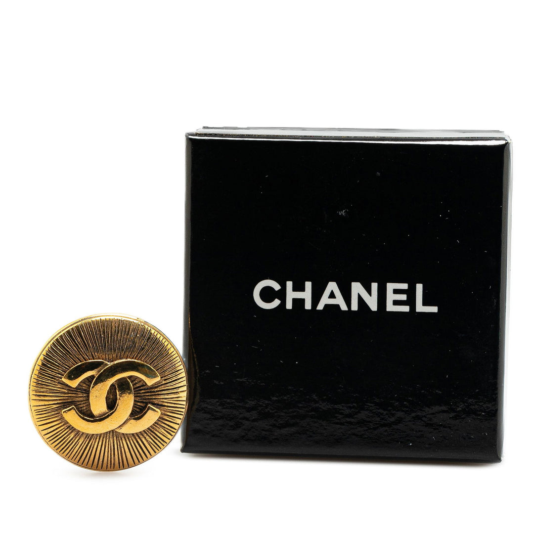 Chanel Gold Plated CC Round Brooch Gold - GABY PARIS