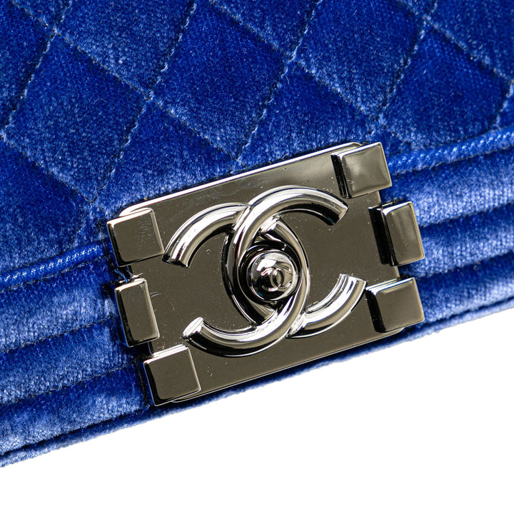 Chanel Medium Quilted Velvet Boy Flap Blue - GABY PARIS