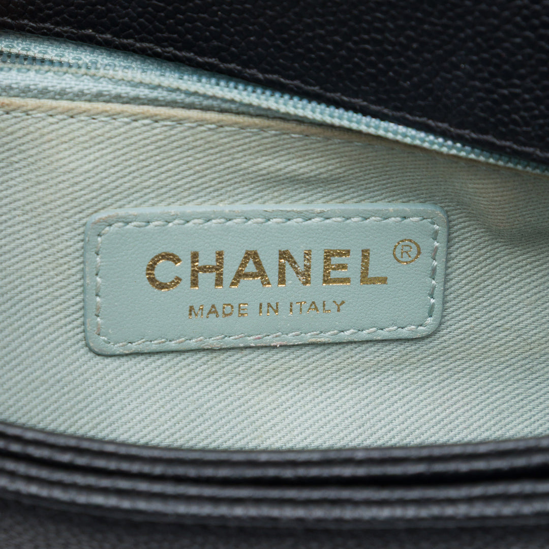 Chanel Paris Cuba Medium Matelassé Caviar Thread Around à rabat