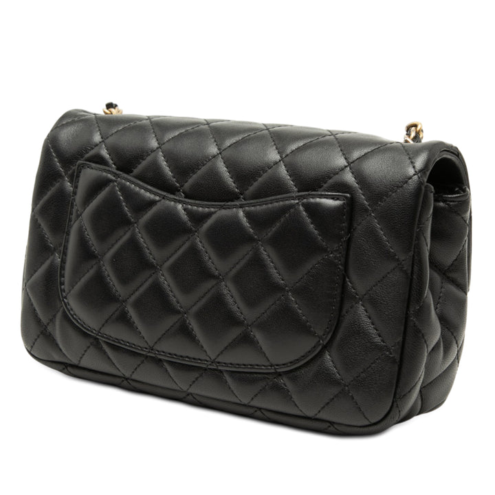Chanel Mini Rectangular Classic Cuir d’agneau Romance Simple rabat