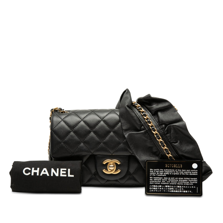 Chanel Mini Rectangular Classic Cuir d’agneau Romance Simple rabat