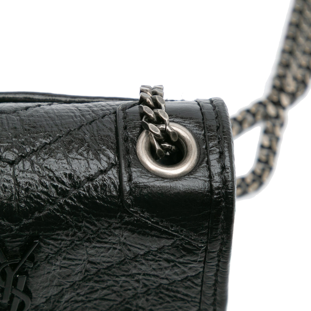 Micro Crinkled Leather Niki Airpods Case with Chain Black - Gaby Paris