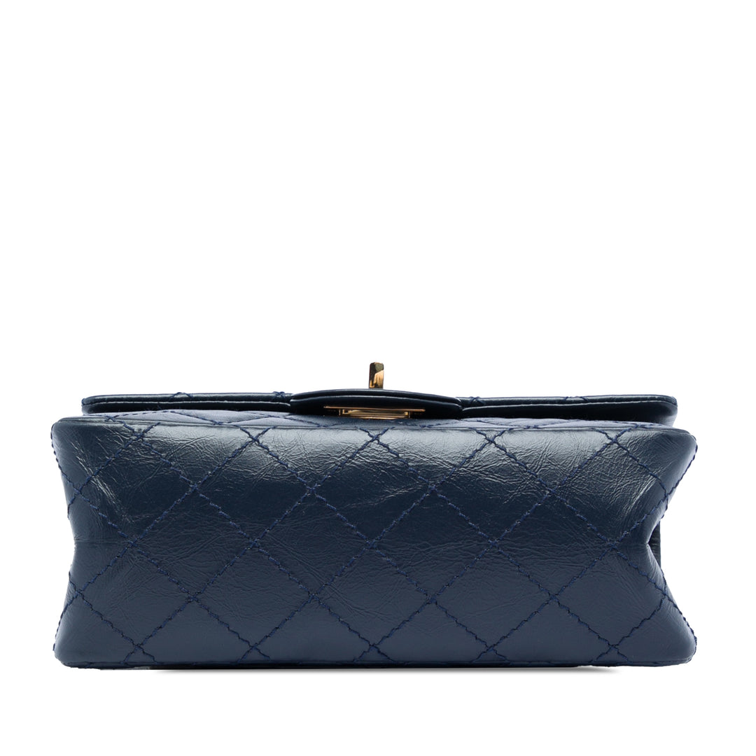 Chanel Matelassé vieilli Cuir de veau Reissue 2.55 Simple rabat 224