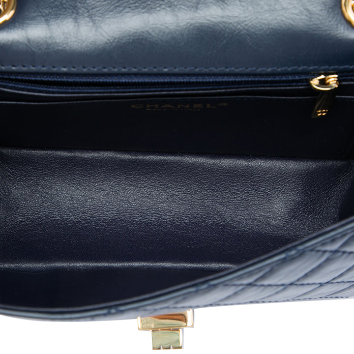 Chanel Matelassé vieilli Cuir de veau Reissue 2.55 Simple rabat 224