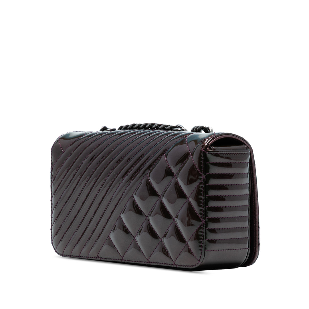 Chanel Small Cuir verni Coco Boy Flap Violet – GABY PARIS Authentique