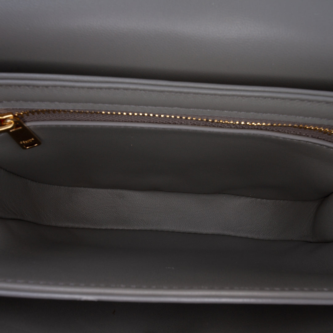 brillant Triomphe Besace Clea Chaîne Sac Teen Cuir de veau Gris